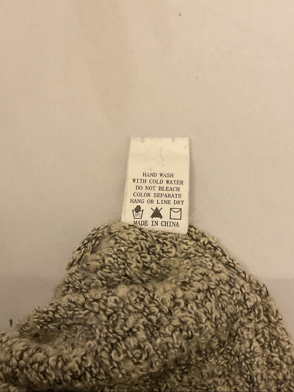 Altar'd State Cozy V-Neck Women’s Sweater in Light Olive Size S/M - Picture 5 of 6